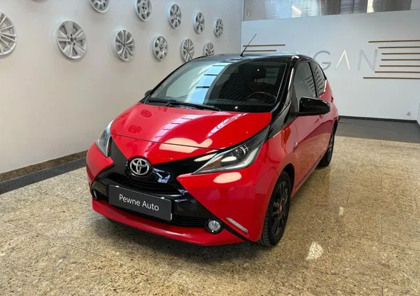 samochody osobowe Toyota Aygo cena 41500 przebieg: 84158, rok produkcji 2017 z Białobrzegi